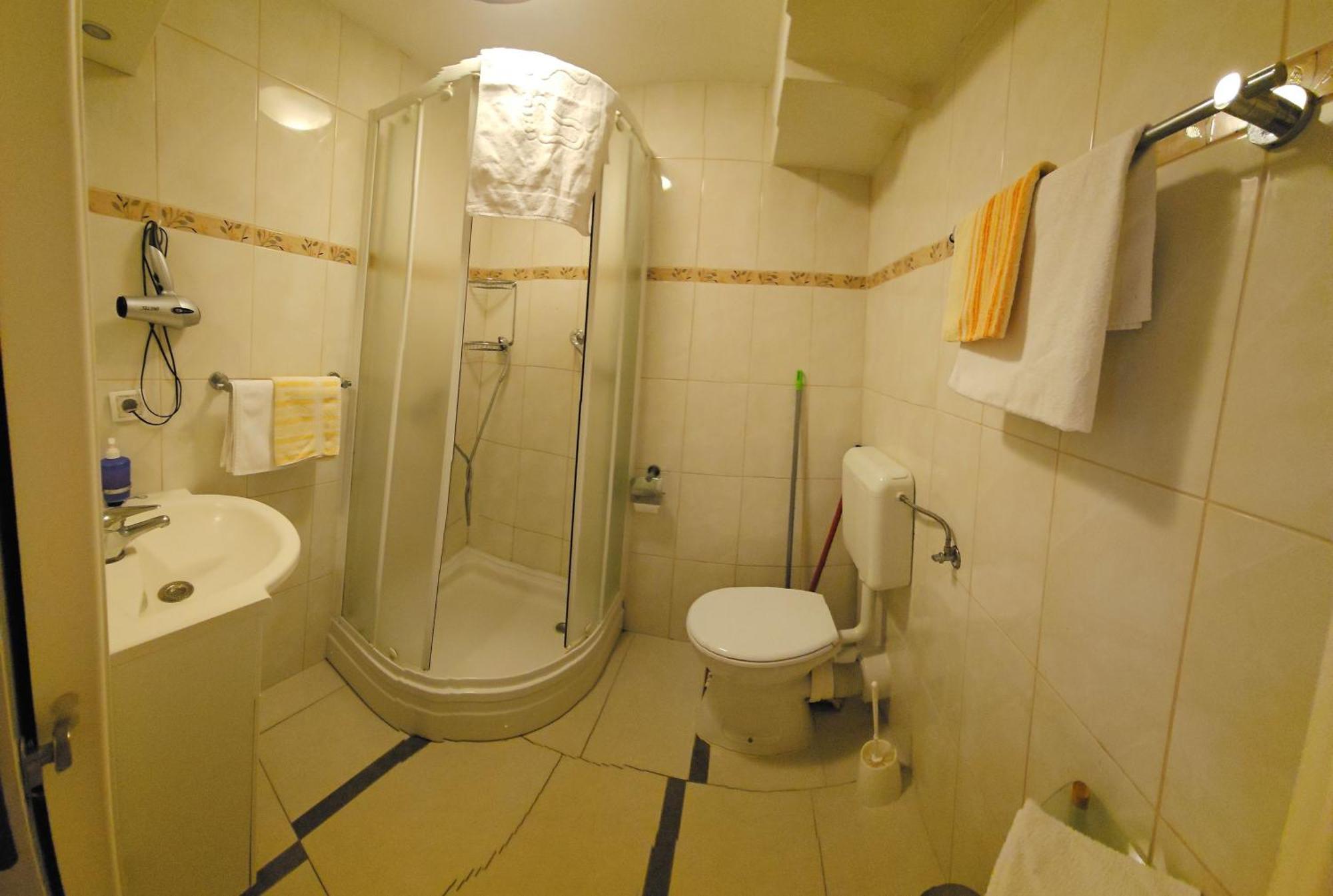 Smirna Apartment *