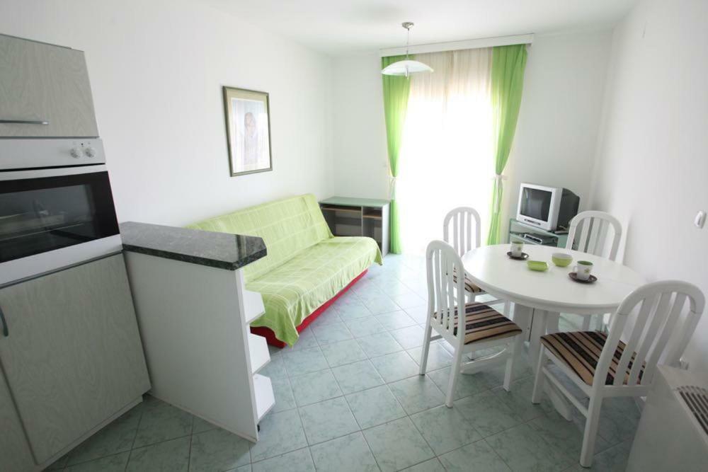 Smirna Apartment